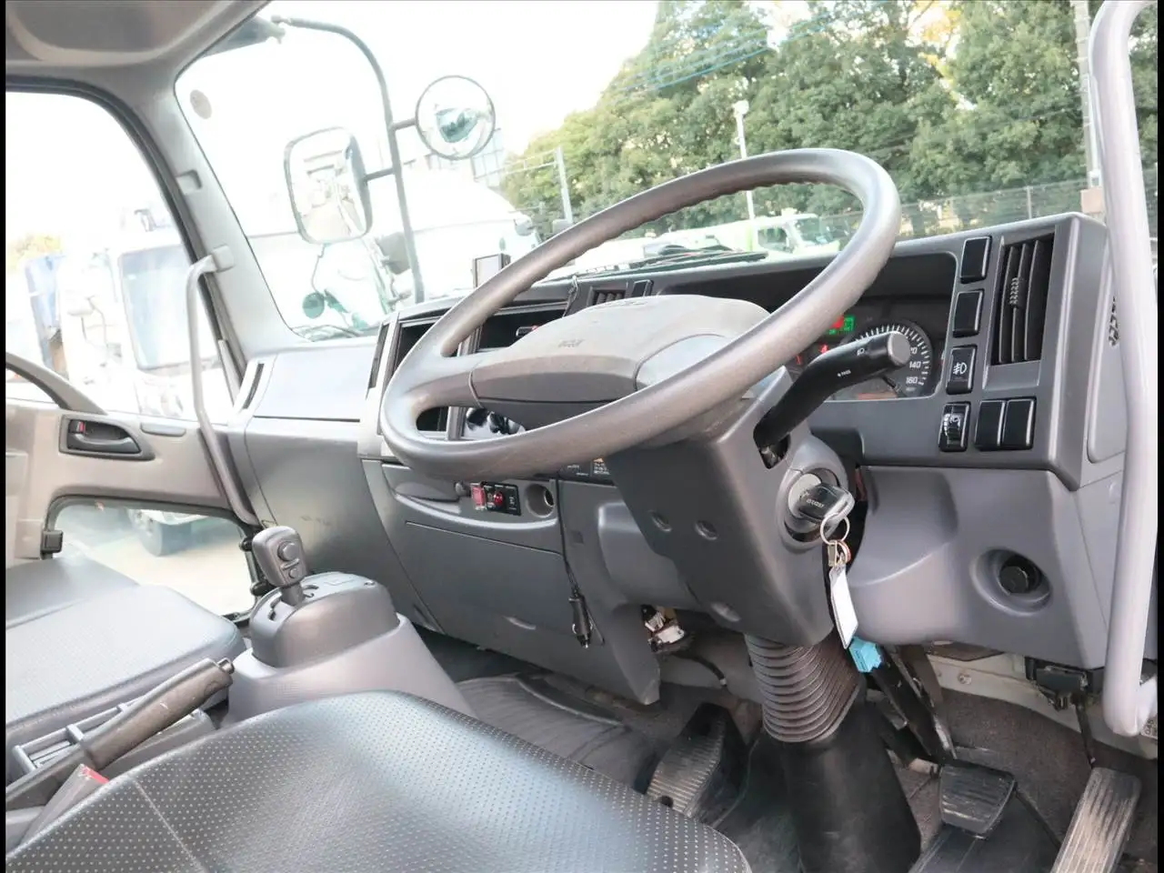 いすゞ フォワード 中型/増トン クレーン付 4段 ラジコンの中古トラック画像13