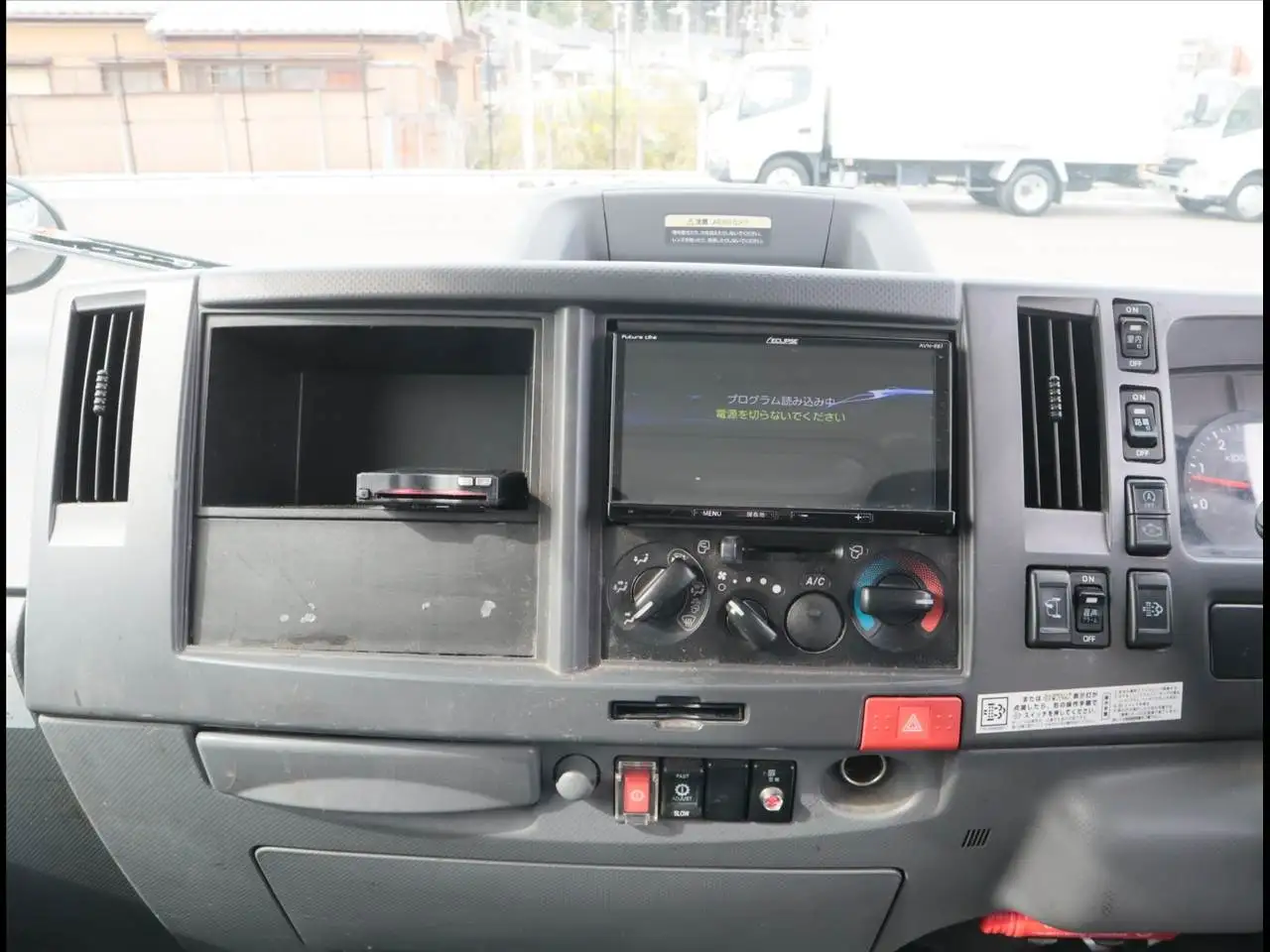 いすゞ エルフ 小型 アルミバン ボトルカー サイドドアの中古トラック画像14