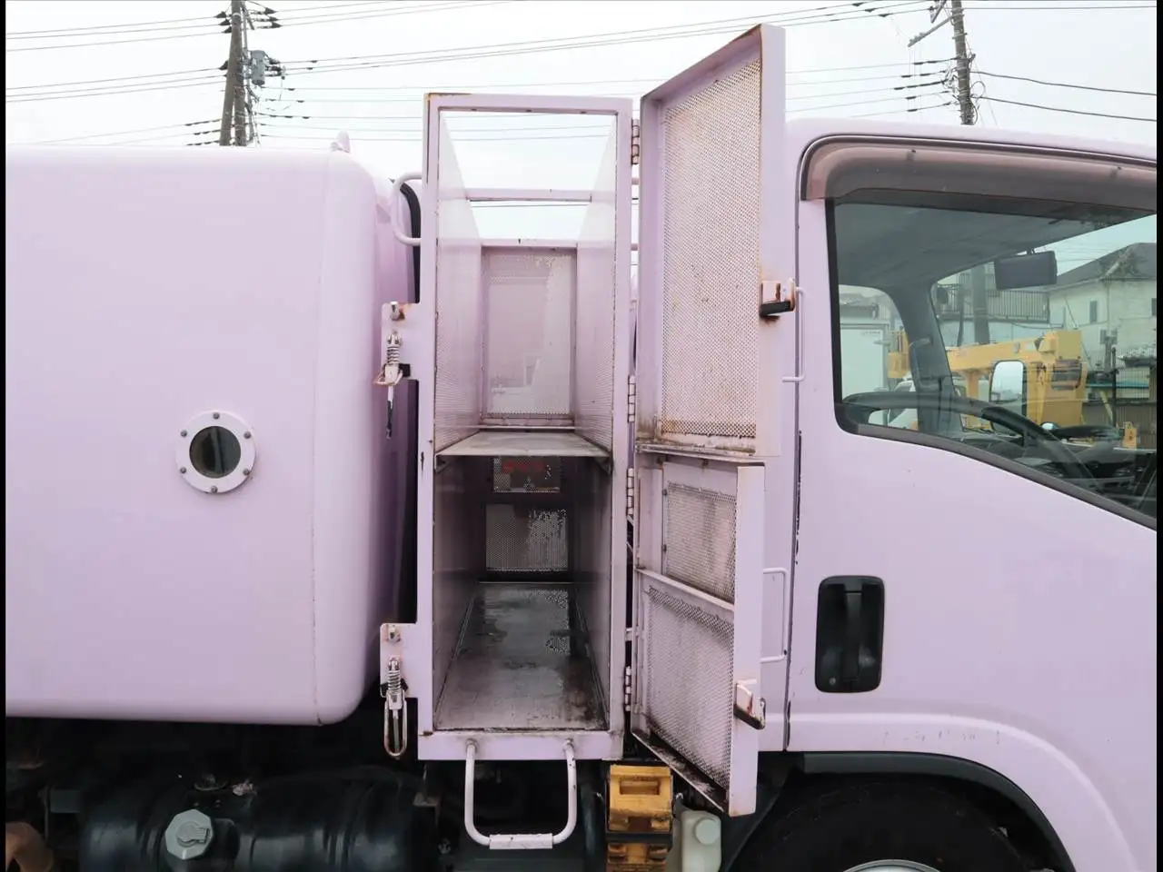 いすゞ エルフ 小型 パッカー車 巻き込み式 回転ダンプ式の中古トラック画像5