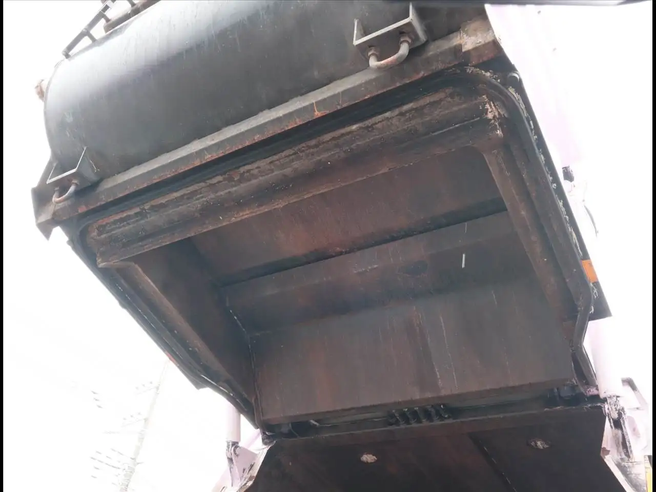 いすゞ エルフ 小型 パッカー車 巻き込み式 回転ダンプ式の中古トラック画像16