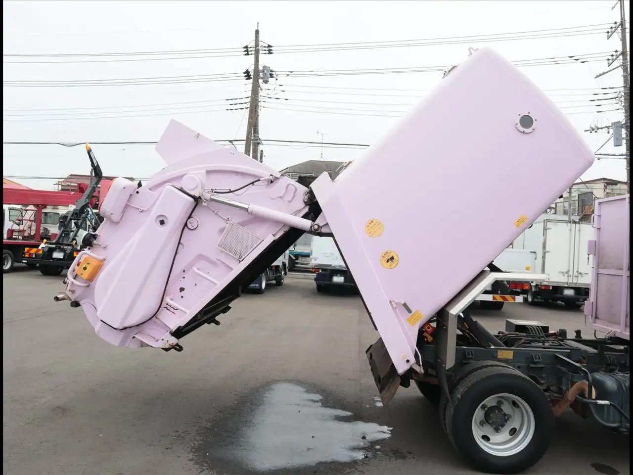 いすゞ エルフ 小型 パッカー車 巻き込み式 回転ダンプ式の中古トラック画像6