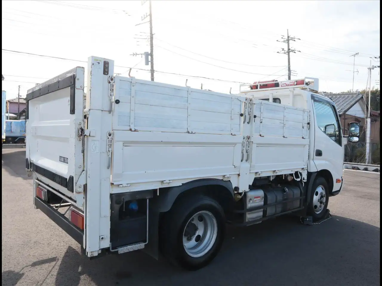 日野 デュトロ 小型 平ボディ パワーゲート 床鉄板の中古トラック画像3