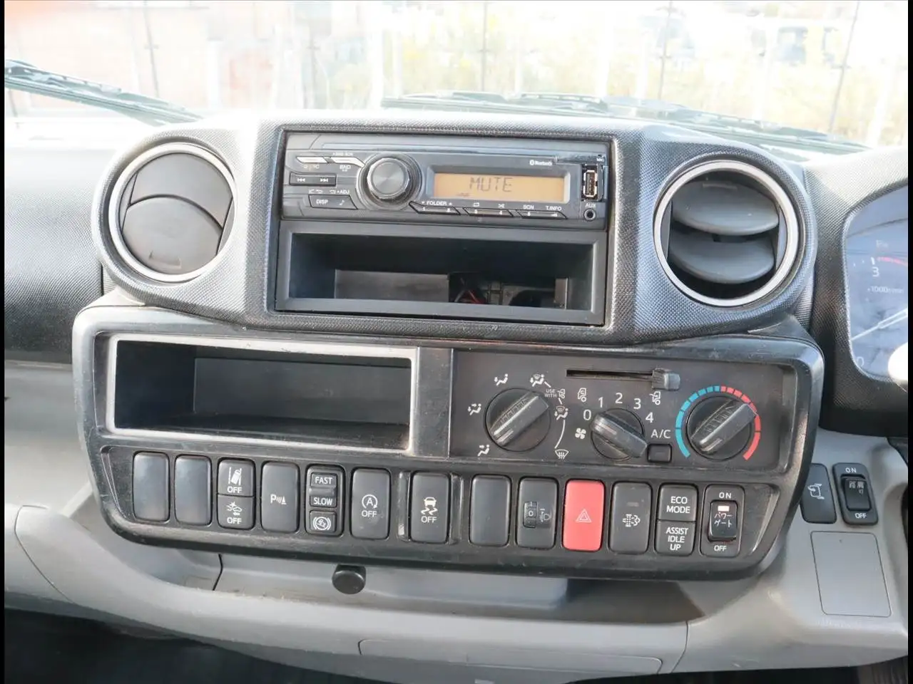 日野 デュトロ 小型 平ボディ パワーゲート 床鉄板の中古トラック画像14