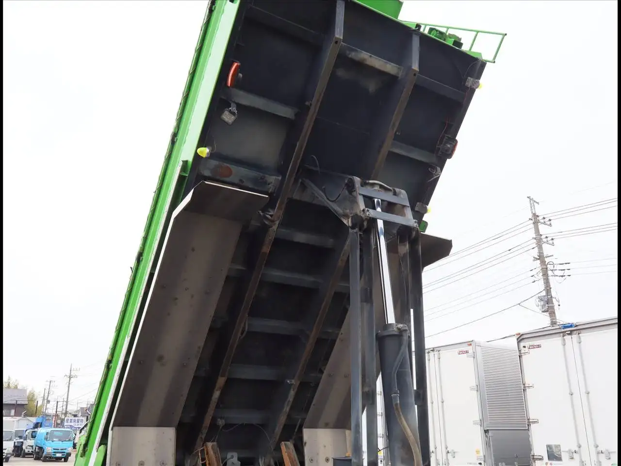 いすゞ ギガ 大型 ダンプ コボレーン ベッドの中古トラック画像15