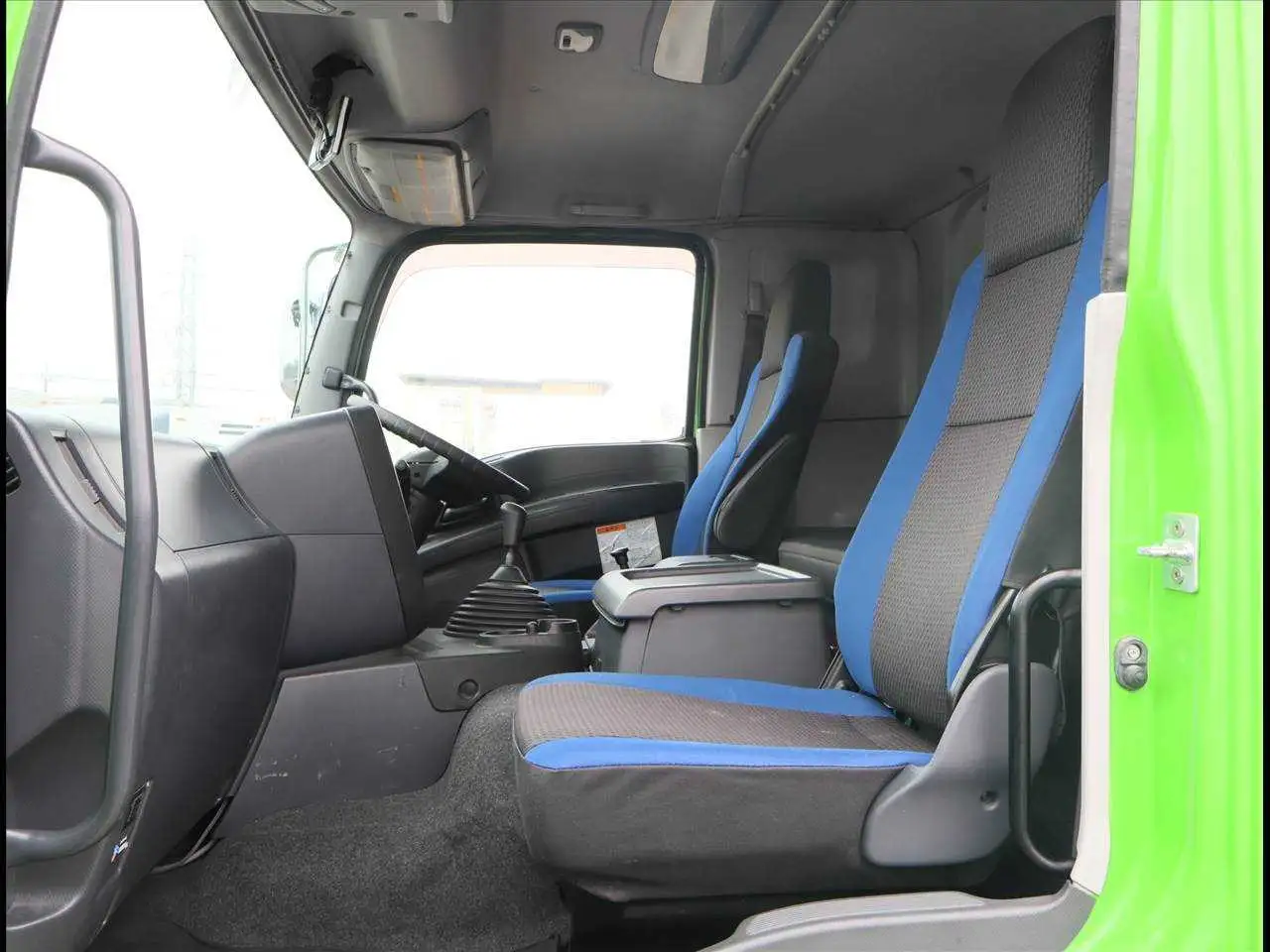 いすゞ ギガ 大型 ダンプ コボレーン ベッドの中古トラック画像10