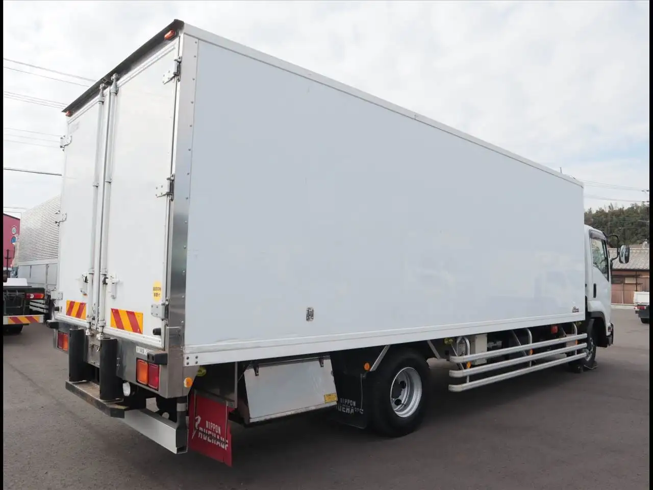 いすゞ フォワード 中型/増トン 冷凍冷蔵 低温 スタンバイの中古トラック画像3