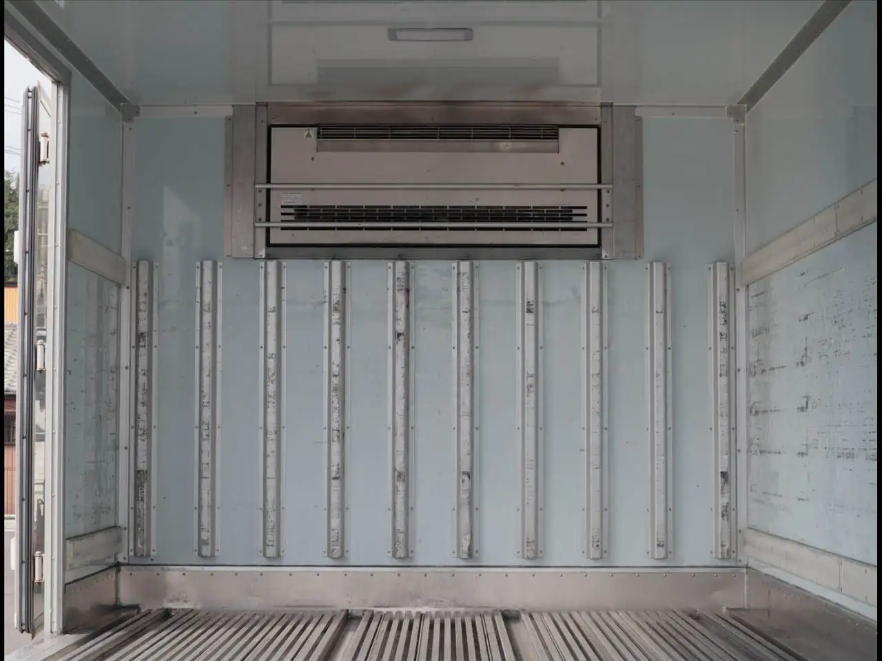 いすゞ フォワード 中型/増トン 冷凍冷蔵 低温 スタンバイの中古トラック画像8