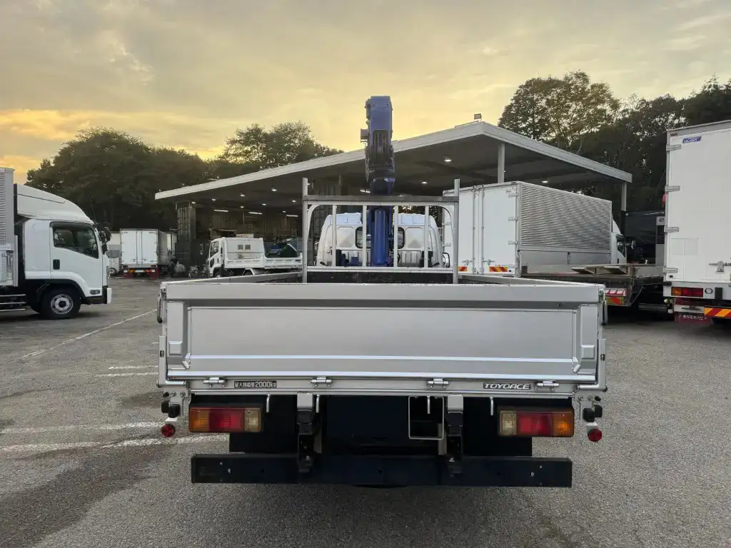 トヨタ トヨエース 小型 クレーン付 床鉄板 4段の中古トラック画像4