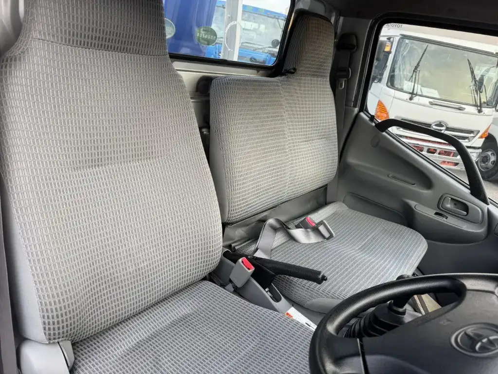 トヨタ トヨエース 小型 クレーン付 床鉄板 4段の中古トラック画像12