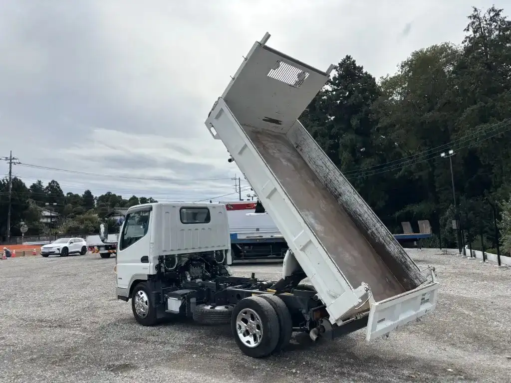 三菱 キャンター 小型 ダンプ カスタム 2PG-FBA30の中古トラック画像7