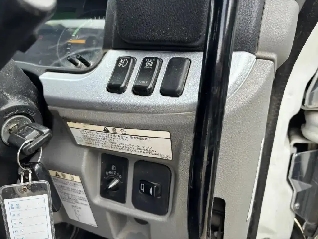 三菱 キャンター 小型 ダンプ カスタム 2PG-FBA30の中古トラック画像13