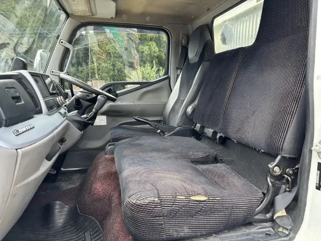 三菱 キャンター 小型 ダンプ カスタム 2PG-FBA30の中古トラック画像12