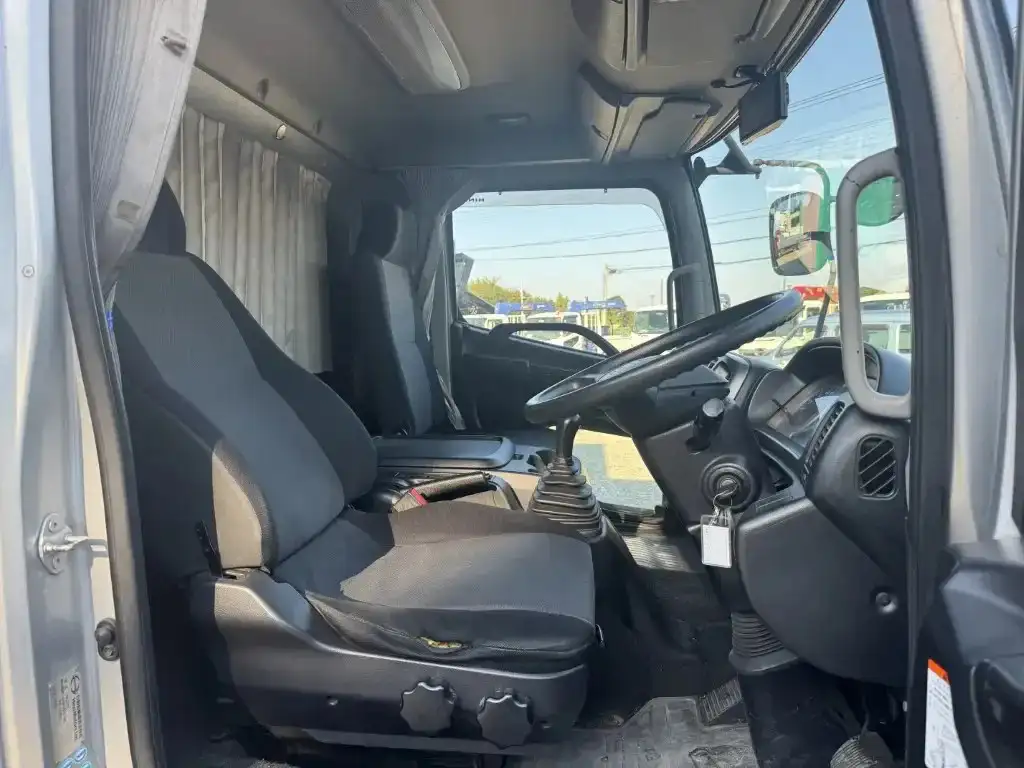 日野 レンジャー 中型/増トン ウイング エアサス TKG-FC9JKAGの中古トラック画像11