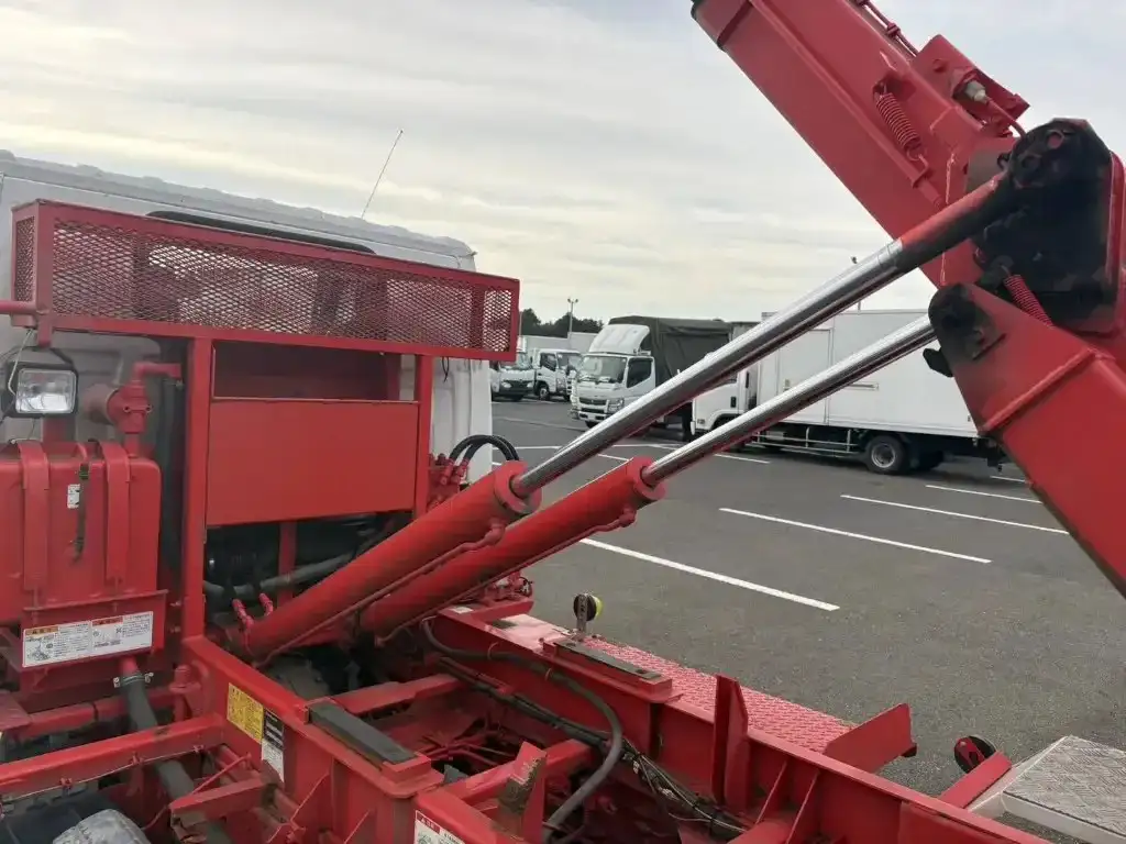 いすゞ エルフ 小型 アームロール ツインホイスト TPG-NKR85ANの中古トラック画像9