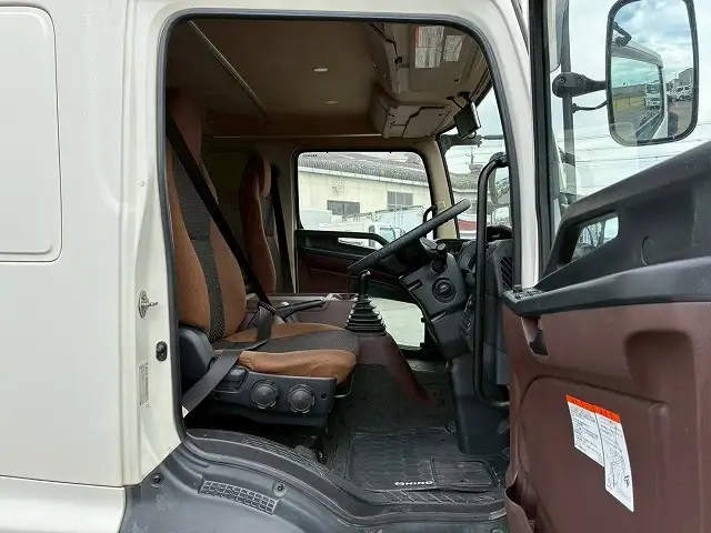 日野 レンジャー 中型/増トン 冷凍冷蔵 低温 パワーゲートの中古トラック画像11