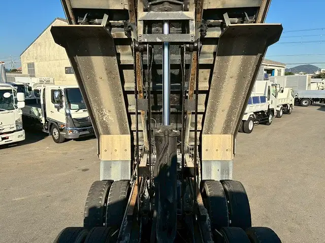 日産UD クオン 大型 ダンプ コボレーン ベッドの中古トラック画像15