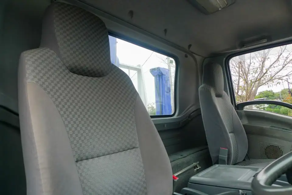 いすゞ フォワード 中型/増トン 車両重機運搬 4段クレーン ラジコンの中古トラック画像10