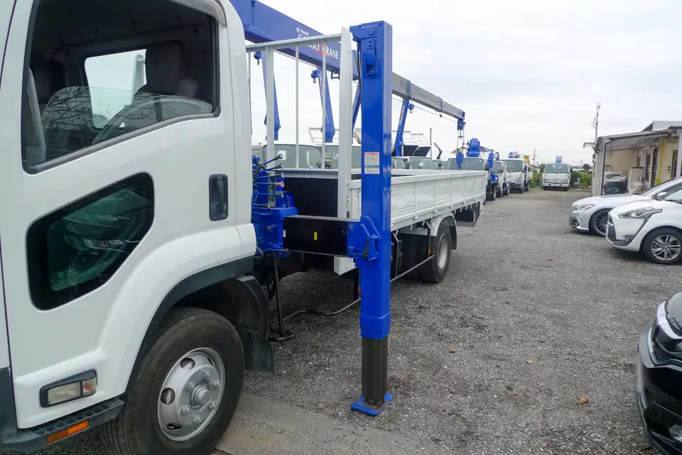 いすゞ フォワード 中型/増トン 車両重機運搬 4段クレーン ラジコンの中古トラック画像8