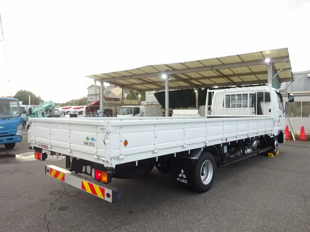 三菱 ファイター 中型/増トン 平ボディ ベッド 2KG-FK62Fの中古トラック画像5