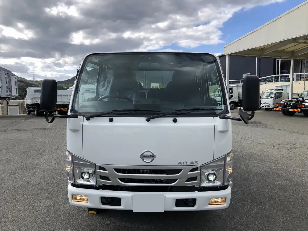 日産 アトラス 小型 平ボディ Wキャブ パワーゲートの中古トラック画像2