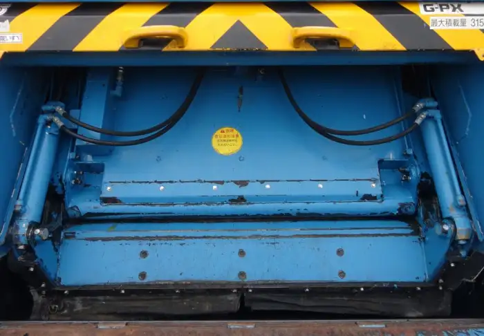 いすゞ エルフ 小型 パッカー車 プレス式 TKG-NPR85YNの中古トラック画像8