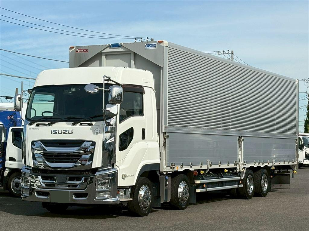 日野 プロフィア 大型 クレーン付 アルミブロック 4段 の中古トラック【車両No.200404】