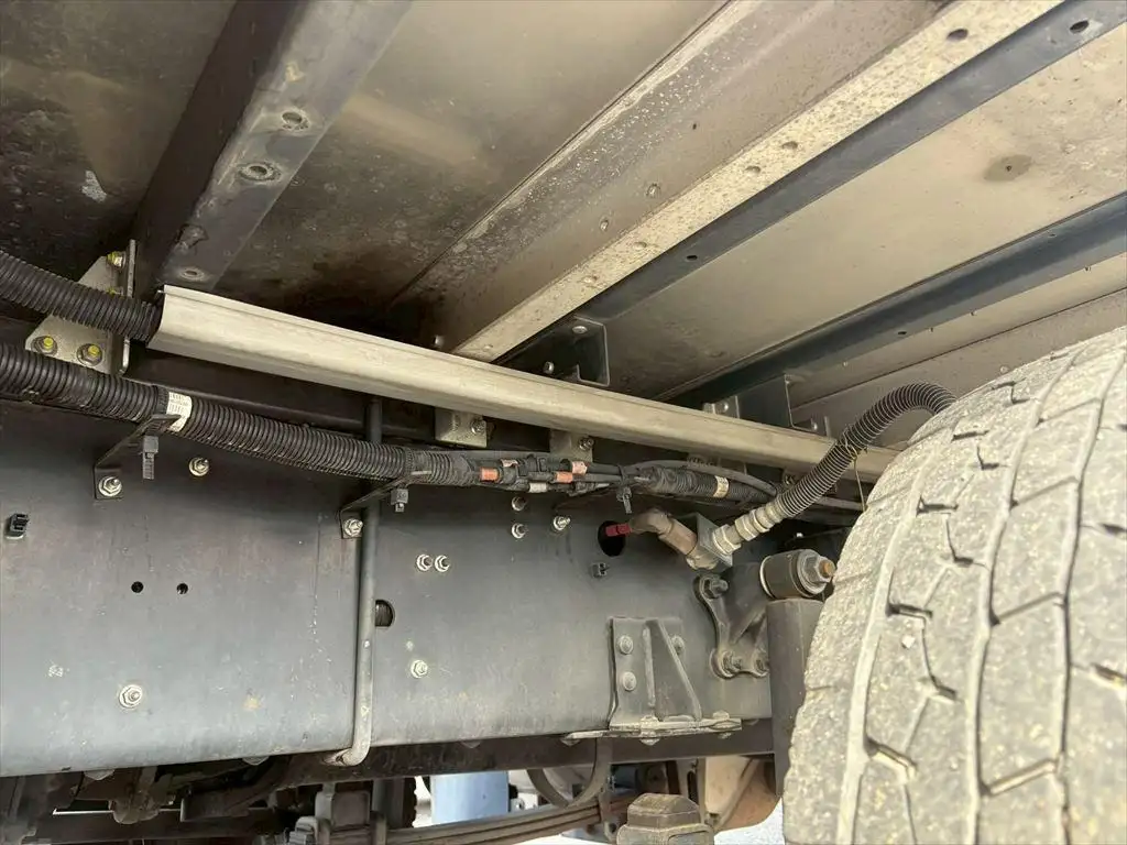 いすゞ ギガ 大型 ウイング ハイルーフ エアサスの中古トラック画像像17