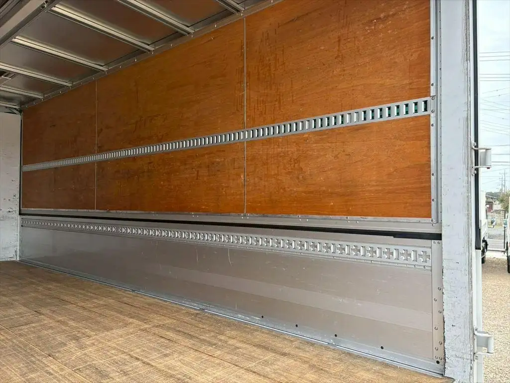 三菱 ファイター 中型/増トン ウイング ベッド 2KG-FK62FZの中古トラック画像10