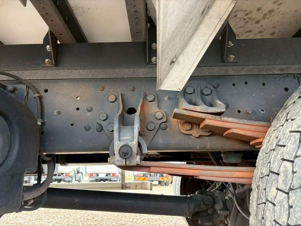 三菱 ファイター 中型/増トン ウイング ベッド 2KG-FK62FZの中古トラック画像像17