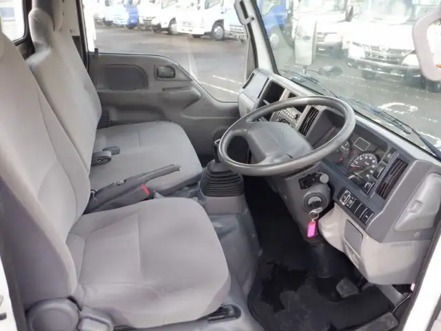 マツダ タイタン 小型 平ボディ TKG-LHR85A H26の中古トラック画像11