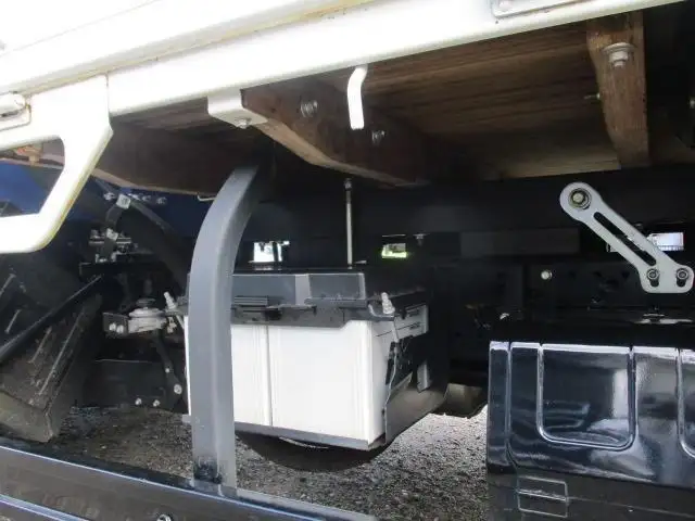 いすゞ エルフ 小型 クレーン付 床鉄板 3段の中古トラック画像像17