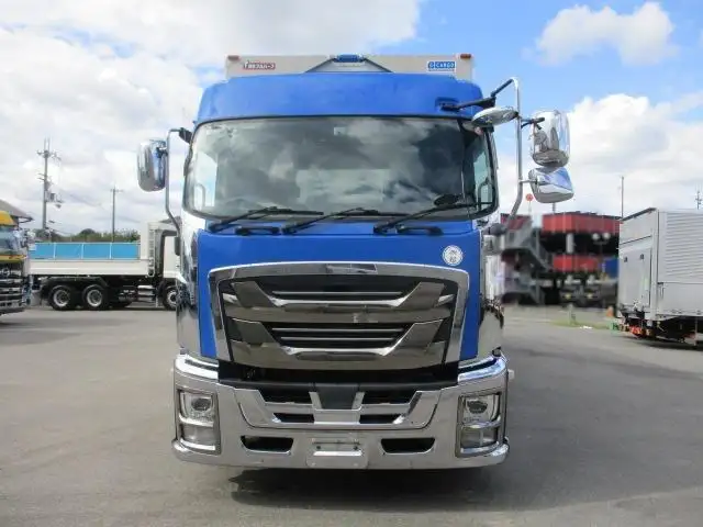 いすゞ ギガ 大型 ウイング ハイルーフ エアサスの中古トラック画像2