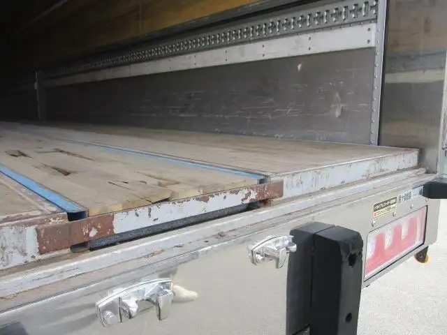 いすゞ ギガ 大型 ウイング ハイルーフ エアサスの中古トラック画像8