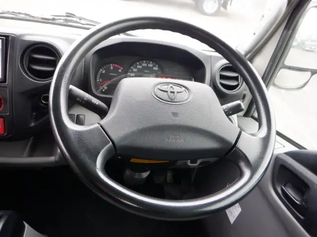 トヨタ ダイナ 小型 平ボディ TPG-XZU722 H30の中古トラック画像11