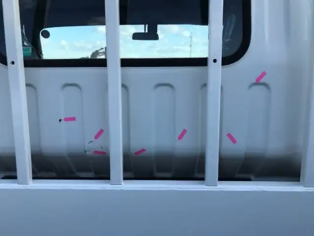 いすゞ エルフ 小型 平ボディ 床鉄板 TRG-NPR85ARの中古トラック画像8