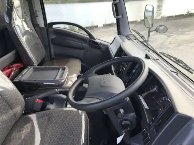 いすゞ エルフ 小型 平ボディ 床鉄板 TRG-NPR85ARの中古トラック画像12