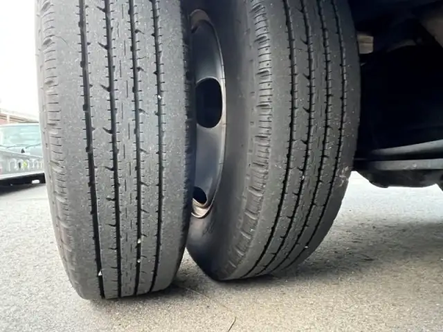 三菱 キャンター 小型 平ボディ Wキャブ 2RG-FBA20の中古トラック画像20