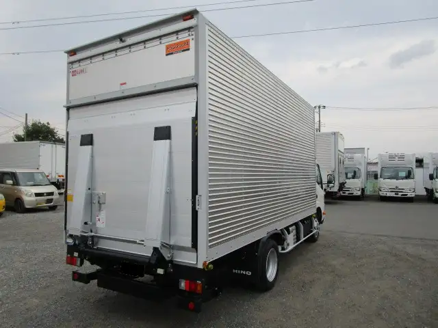 日野 デュトロ 小型 アルミバン パワーゲート サイドドアの中古トラック画像3