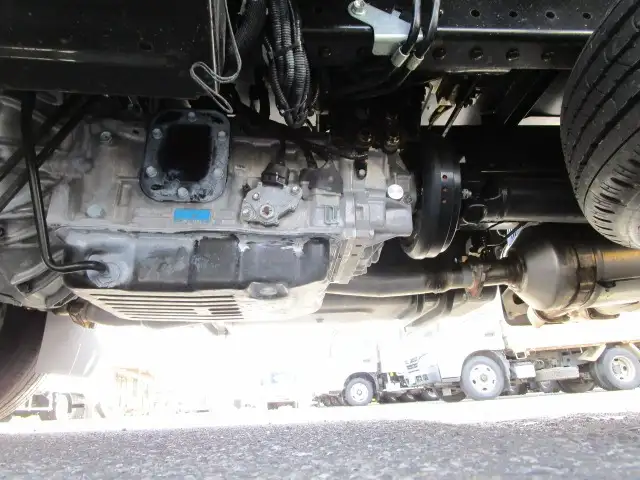 日野 デュトロ 小型 アルミバン パワーゲート サイドドアの中古トラック画像16