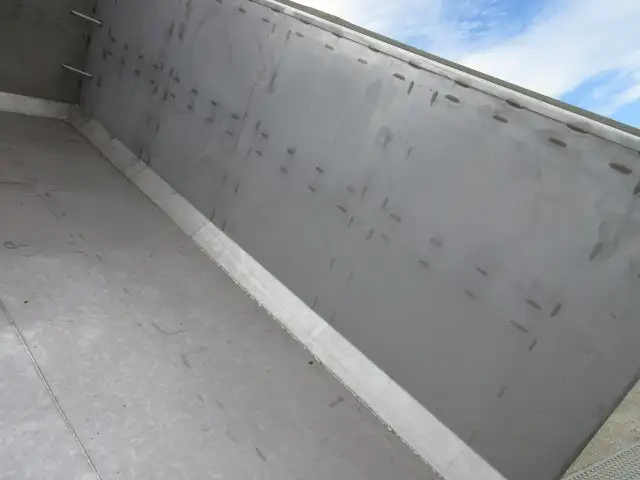 三菱 ファイター 中型/増トン ダンプ 土砂禁 天蓋付きの中古トラック画像10