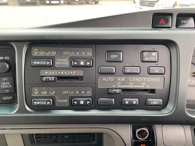 トヨタ コースター 小型 バス マイクロバス SDG-XZB50の中古トラック画像11