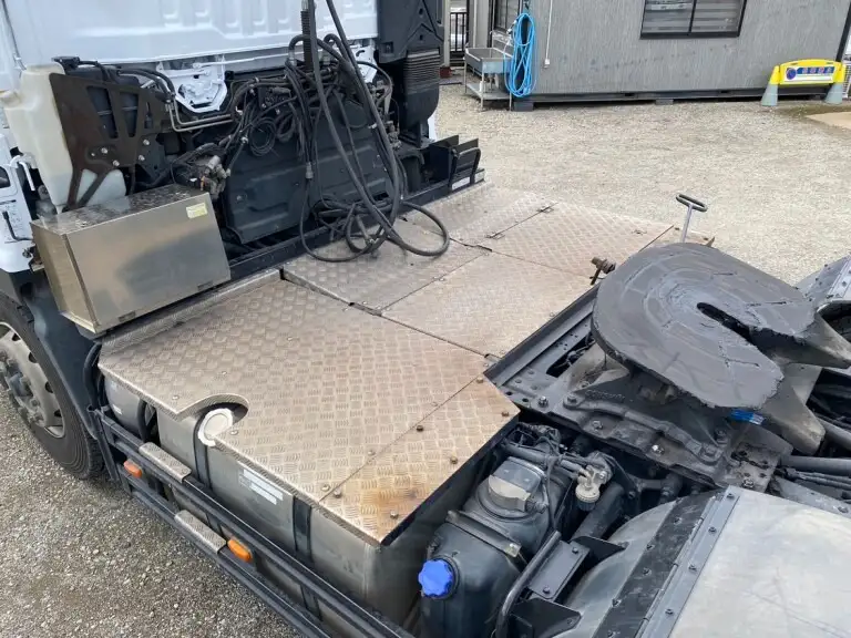 いすゞ ギガ 大型 トラクター ハイルーフ 1デフの中古トラック画像7