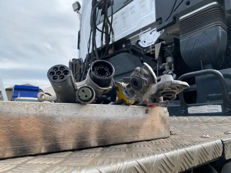 いすゞ ギガ 大型 トラクター ハイルーフ 1デフの中古トラック画像8