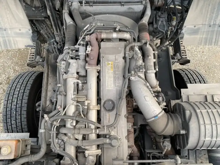 いすゞ ギガ 大型 トラクター ハイルーフ 1デフの中古トラック画像20