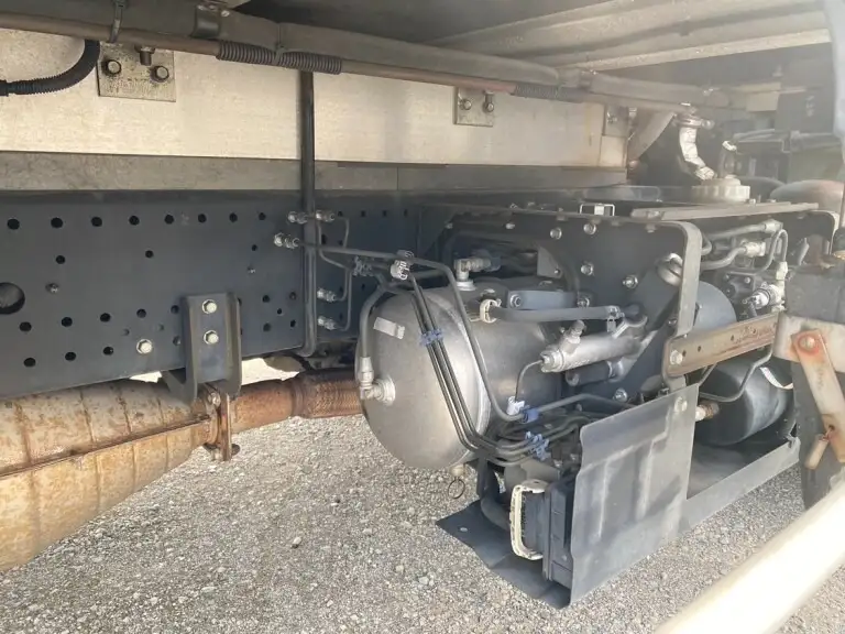 いすゞ フォワード 中型/増トン 冷凍冷蔵 低温 パワーゲートの中古トラック画像16