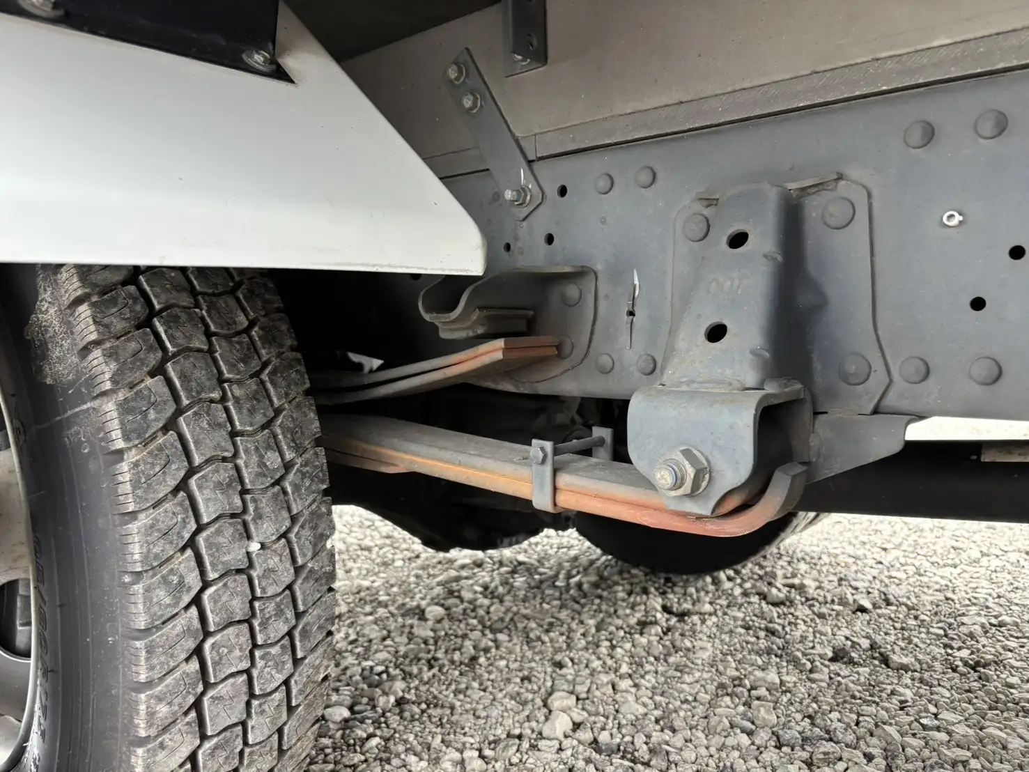 いすゞ エルフ 小型 冷凍冷蔵 低温 パワーゲートの中古トラック画像16