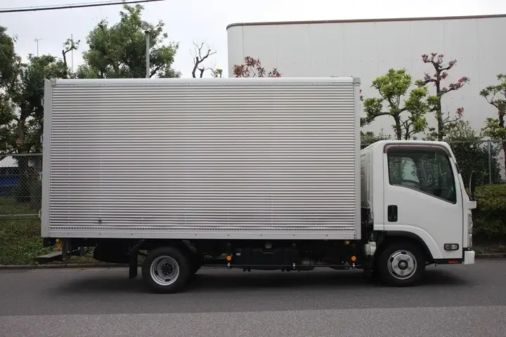いすゞ エルフ 小型 アルミバン サイドドア TRG-NLR85ANの中古トラック画像3