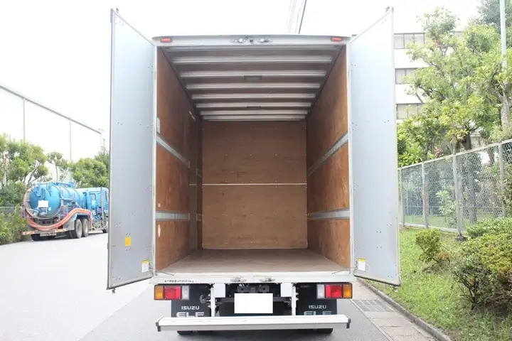 いすゞ エルフ 小型 アルミバン サイドドア TRG-NLR85ANの中古トラック画像7