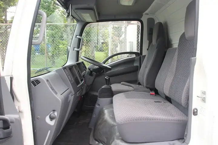 いすゞ エルフ 小型 アルミバン サイドドア TRG-NLR85ANの中古トラック画像15