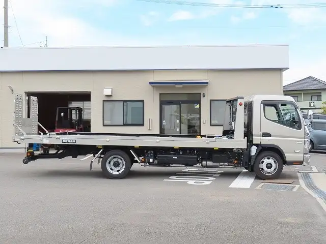 三菱 キャンター 小型 車両重機運搬 ラジコン ウインチの中古トラック画像3